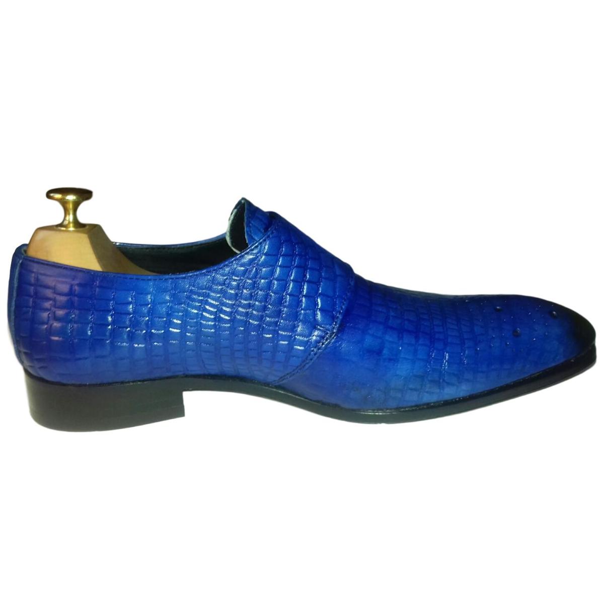 chaussure bleu electrique