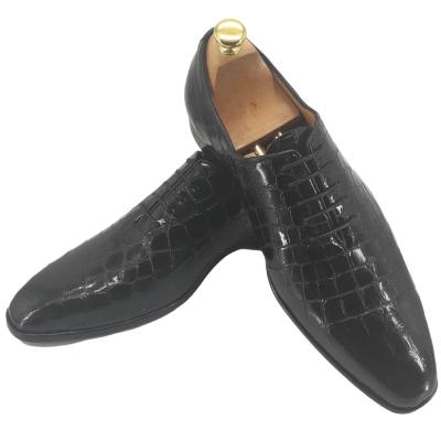 Chaussure richelieu cuir noir verni : Cesare