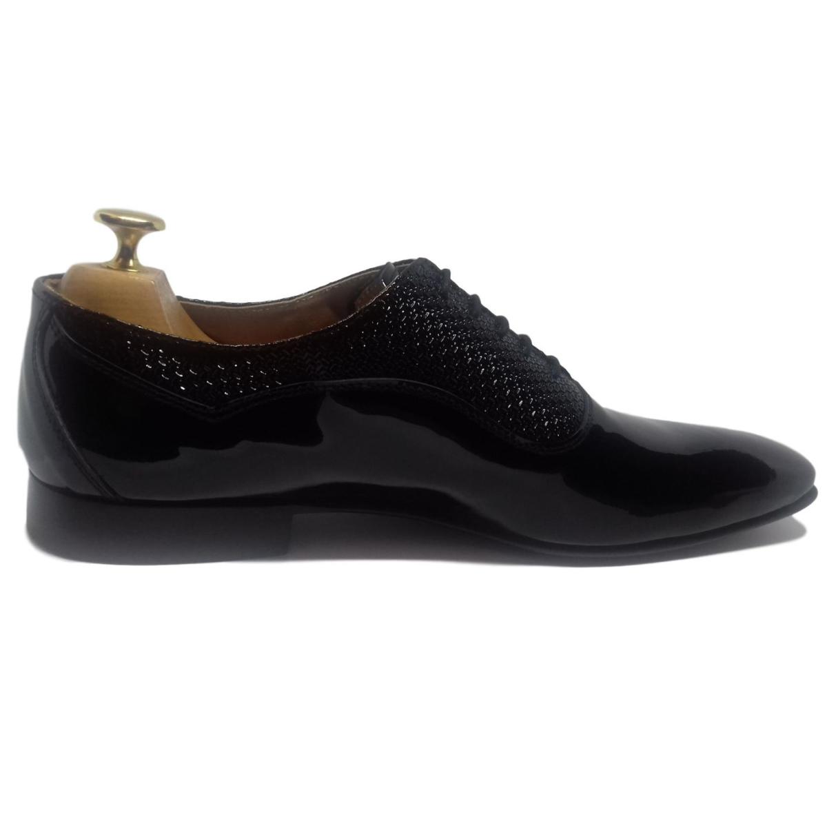 richelieu vernis homme